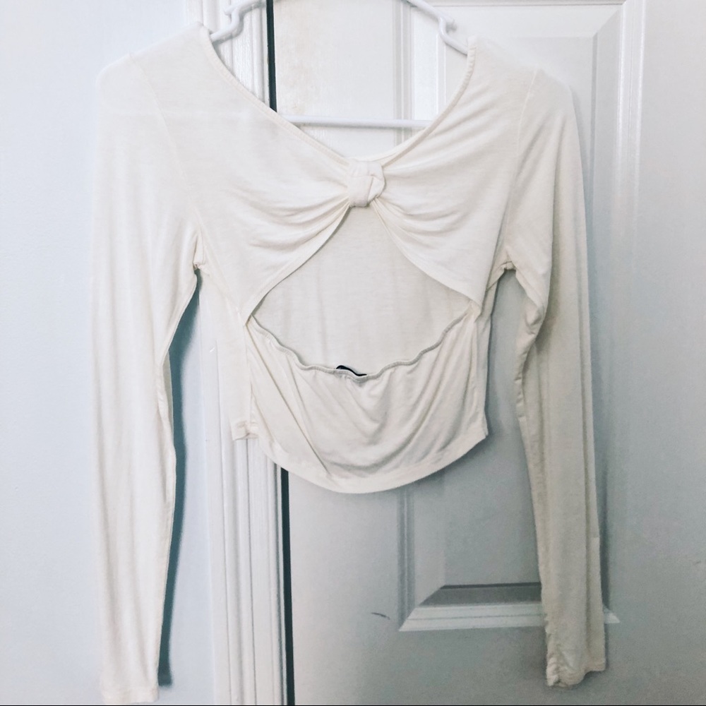 Bow-back crop top